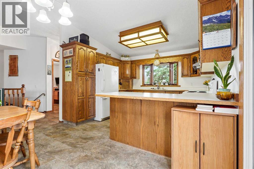 526 6 Street S, Picture Butte — photo 11