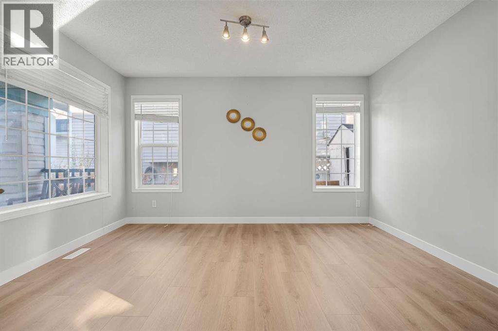 141 Shannon Square SW, Calgary — photo 4