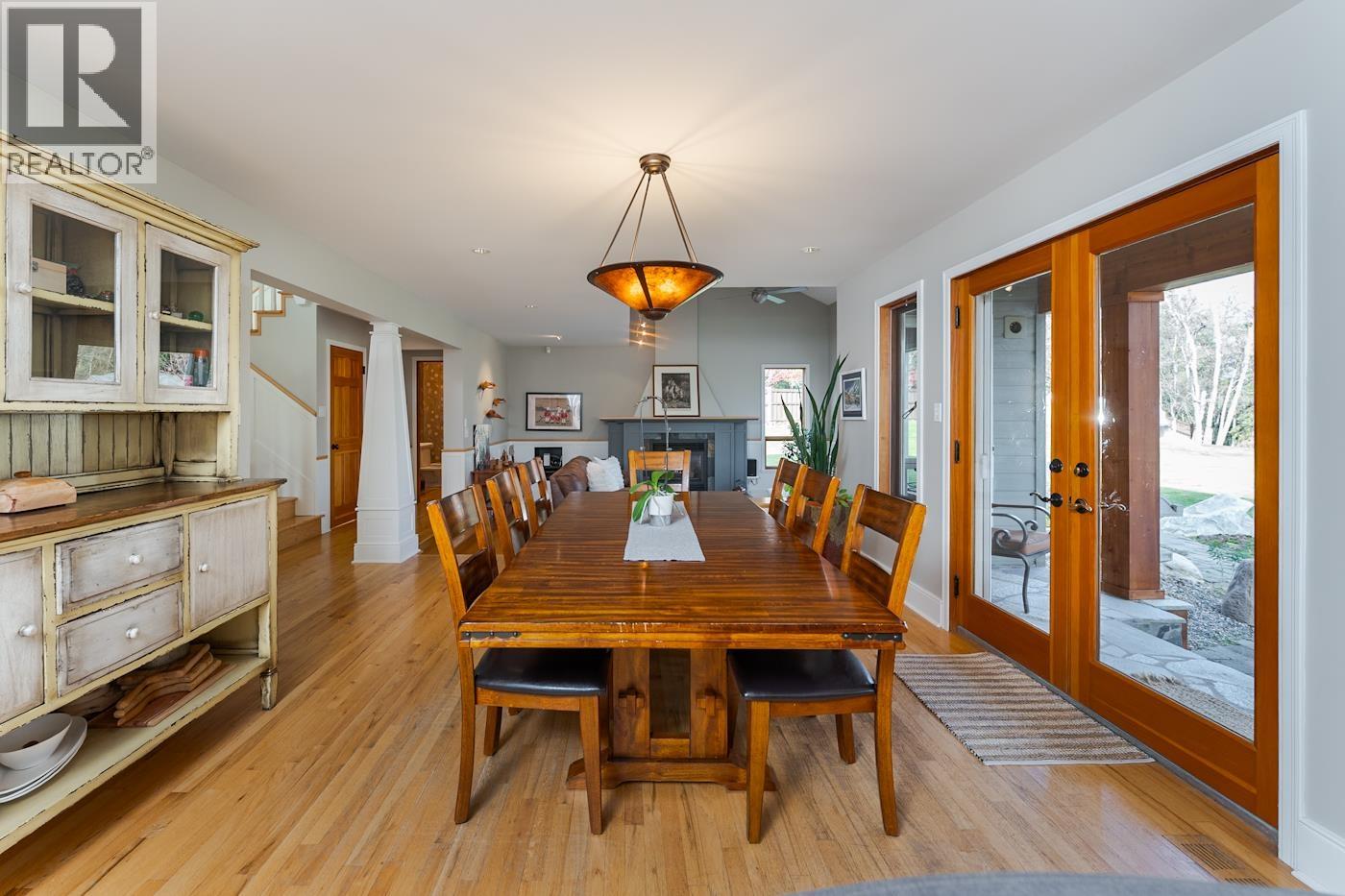 4053 HILLCREST ROAD - 9