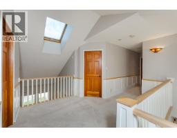 Photo 16 of 40, 4053 HILLCREST ROAD · Prince George, BC