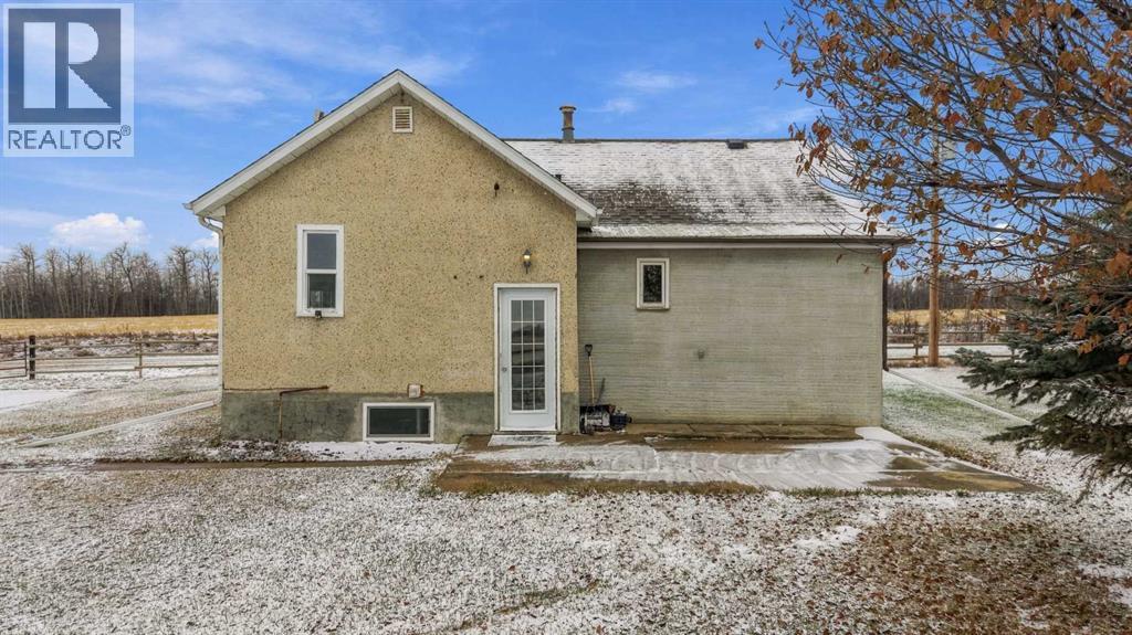 Listing photo – 432005 Range Road 252A, Rural Ponoka County