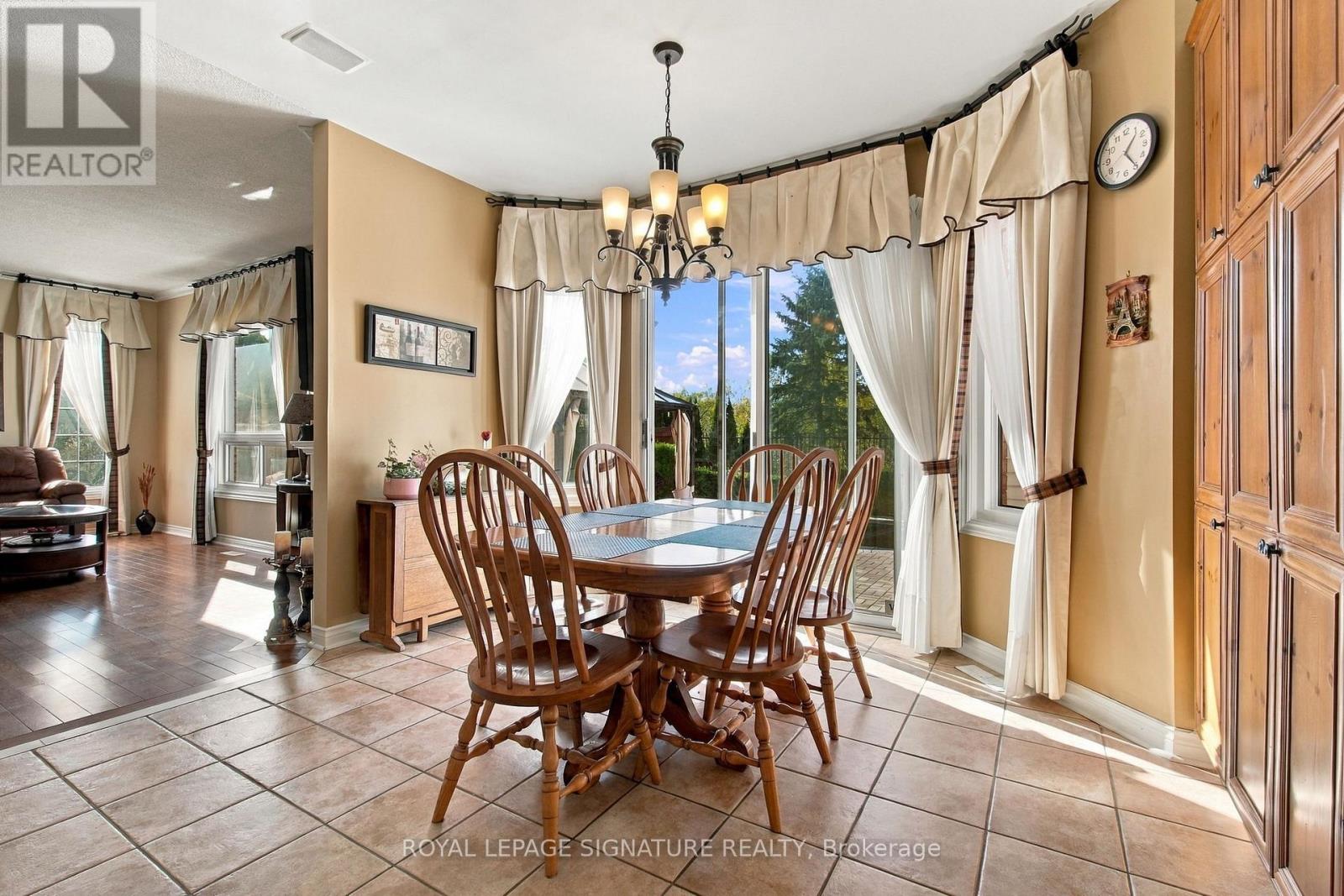 1604 VALLEY RIDGE CRESCENT - 16