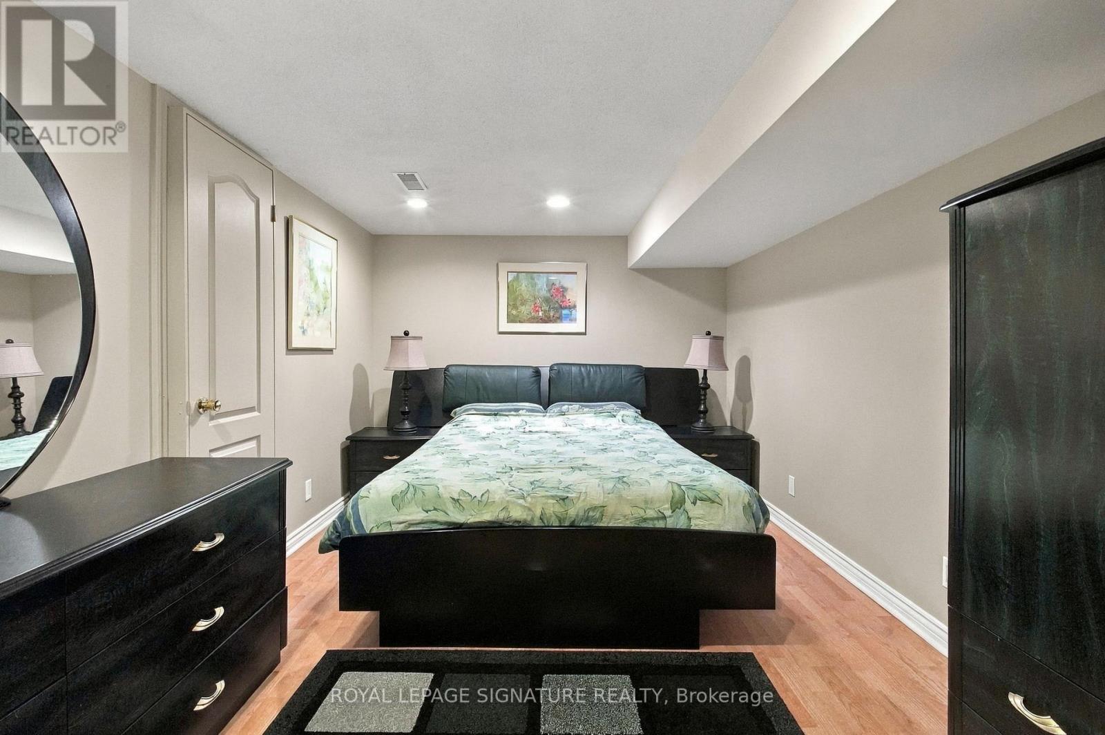 1604 VALLEY RIDGE CRESCENT - 33