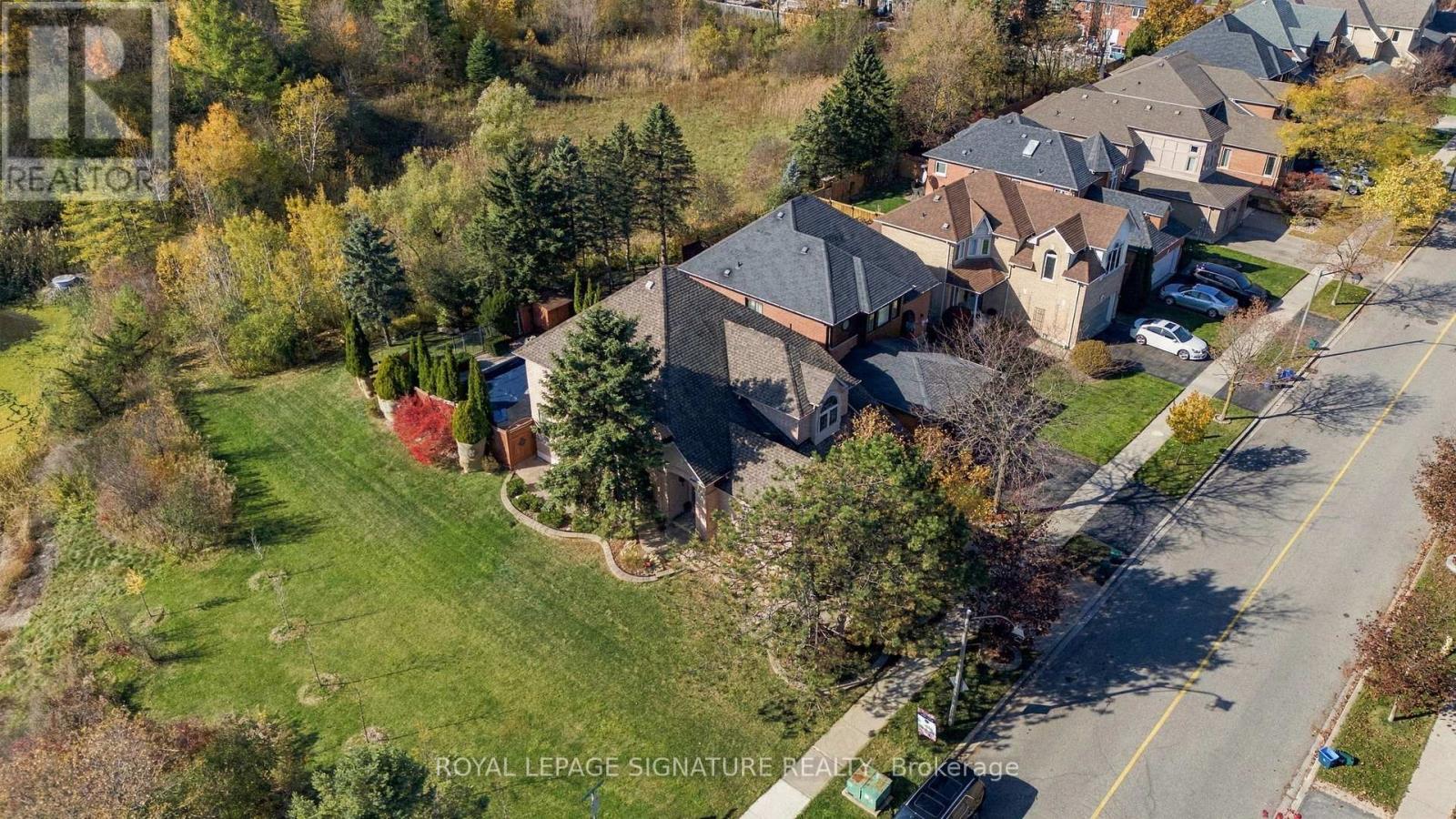 1604 VALLEY RIDGE CRESCENT - 45