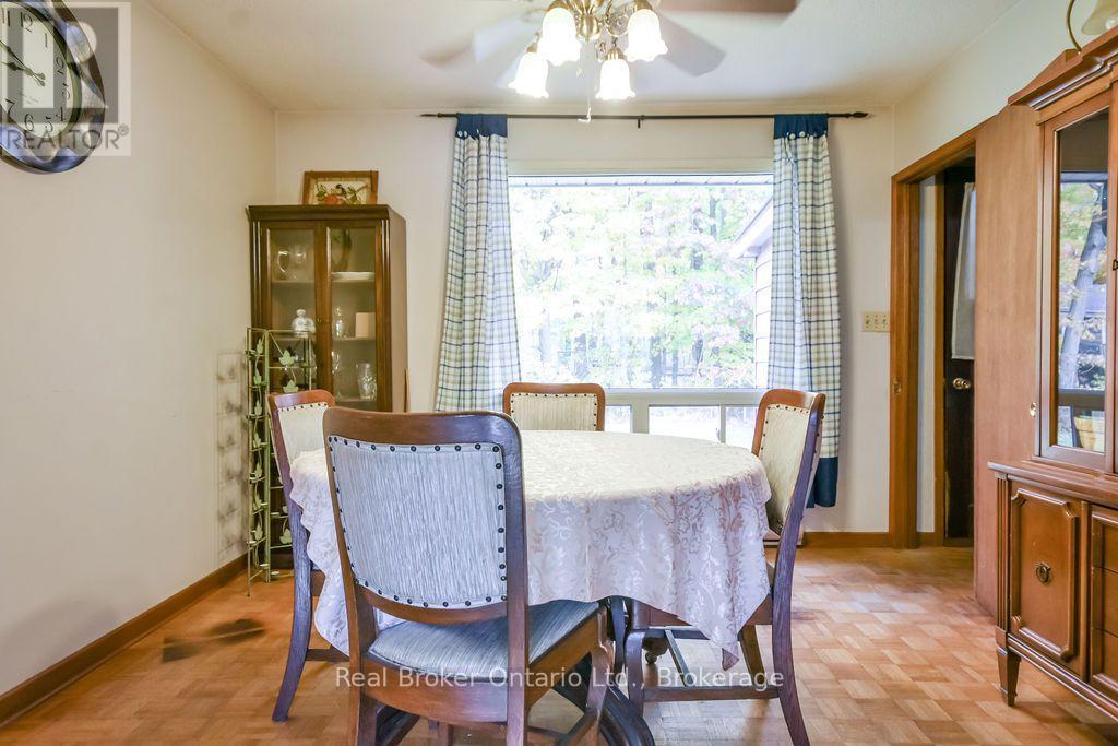 22 OAKWOOD AVENUE, Tiny — photo 11