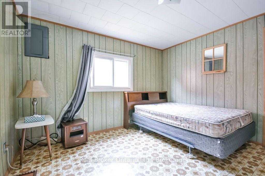 22 Oakwood Avenue, Tiny photo 30