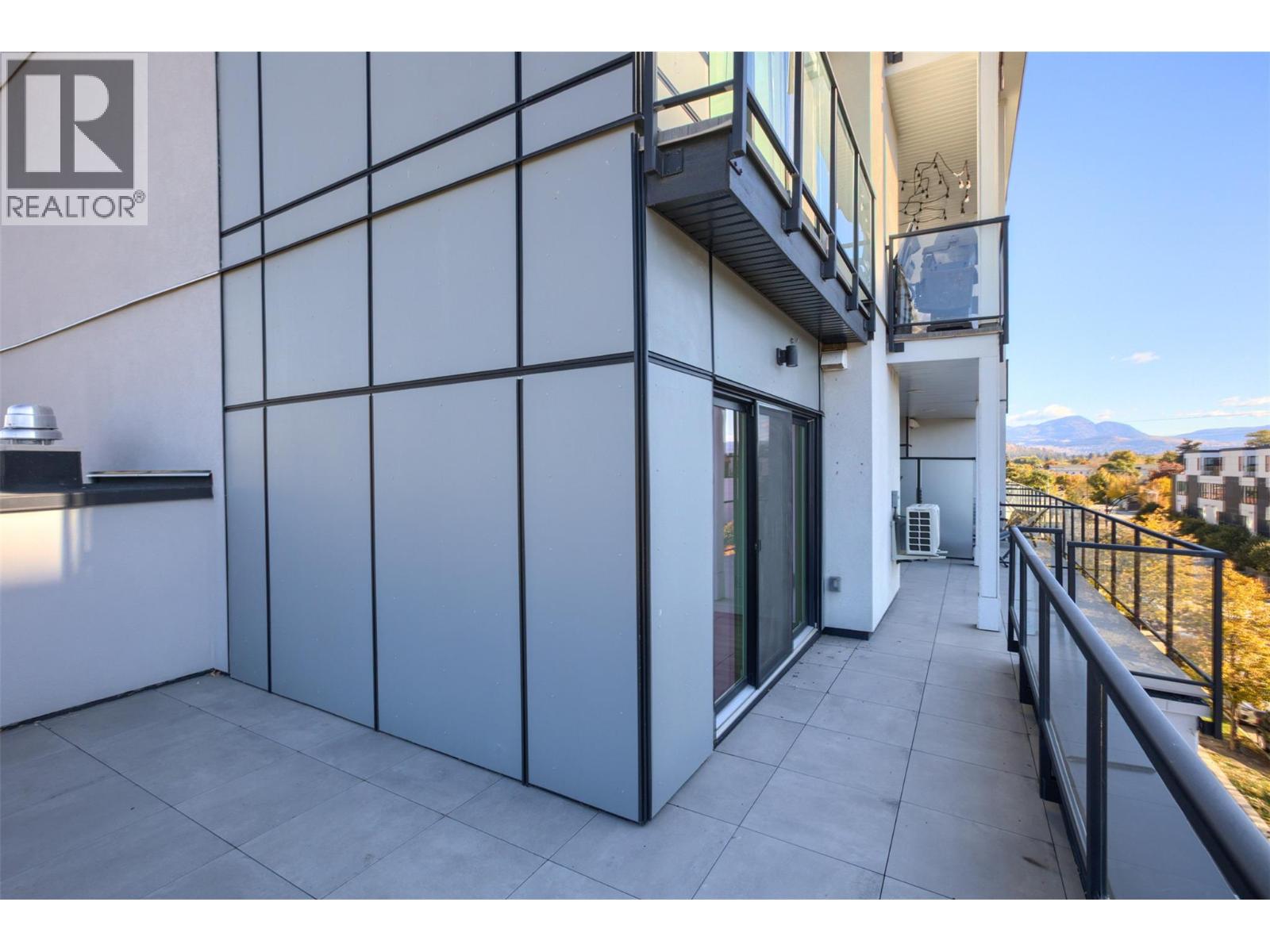 415 604 Cawston Avenue, Kelowna