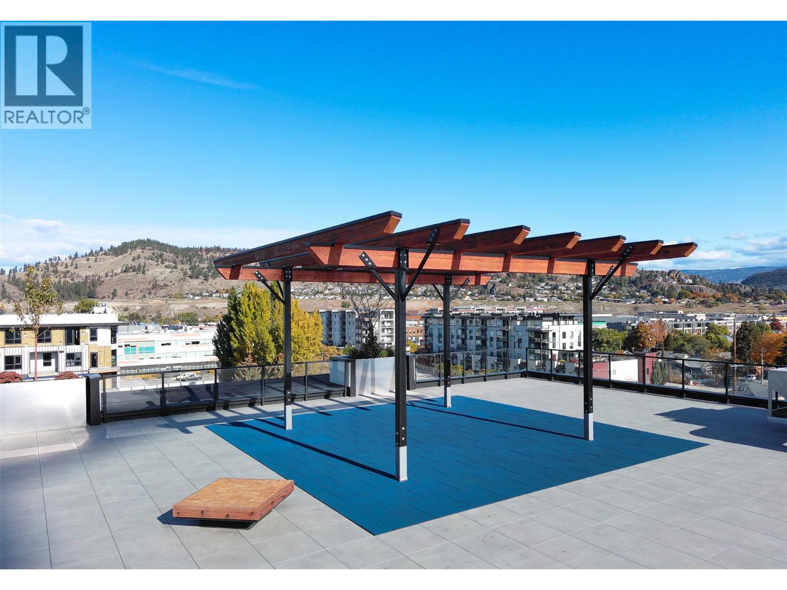 415 604 Cawston Avenue, Kelowna
