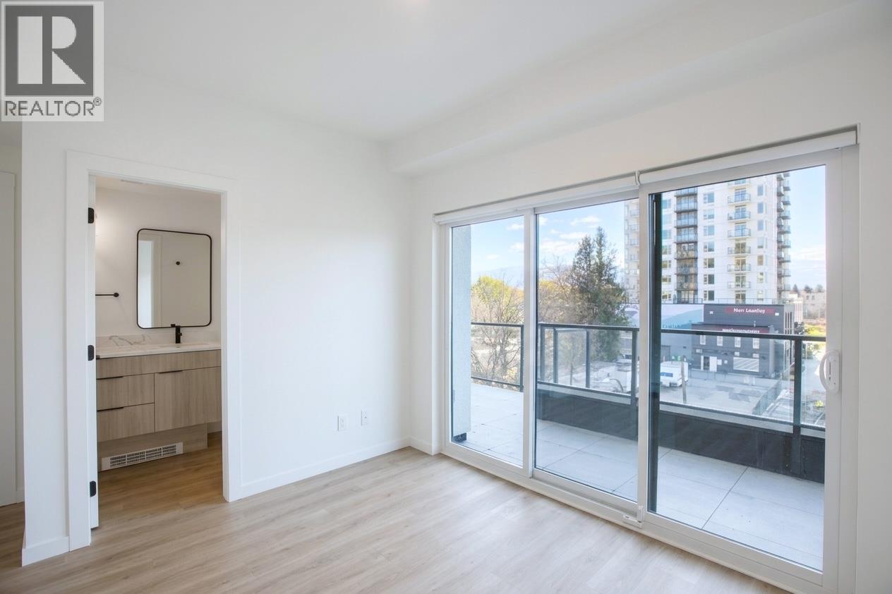 415 604 Cawston Avenue, Kelowna