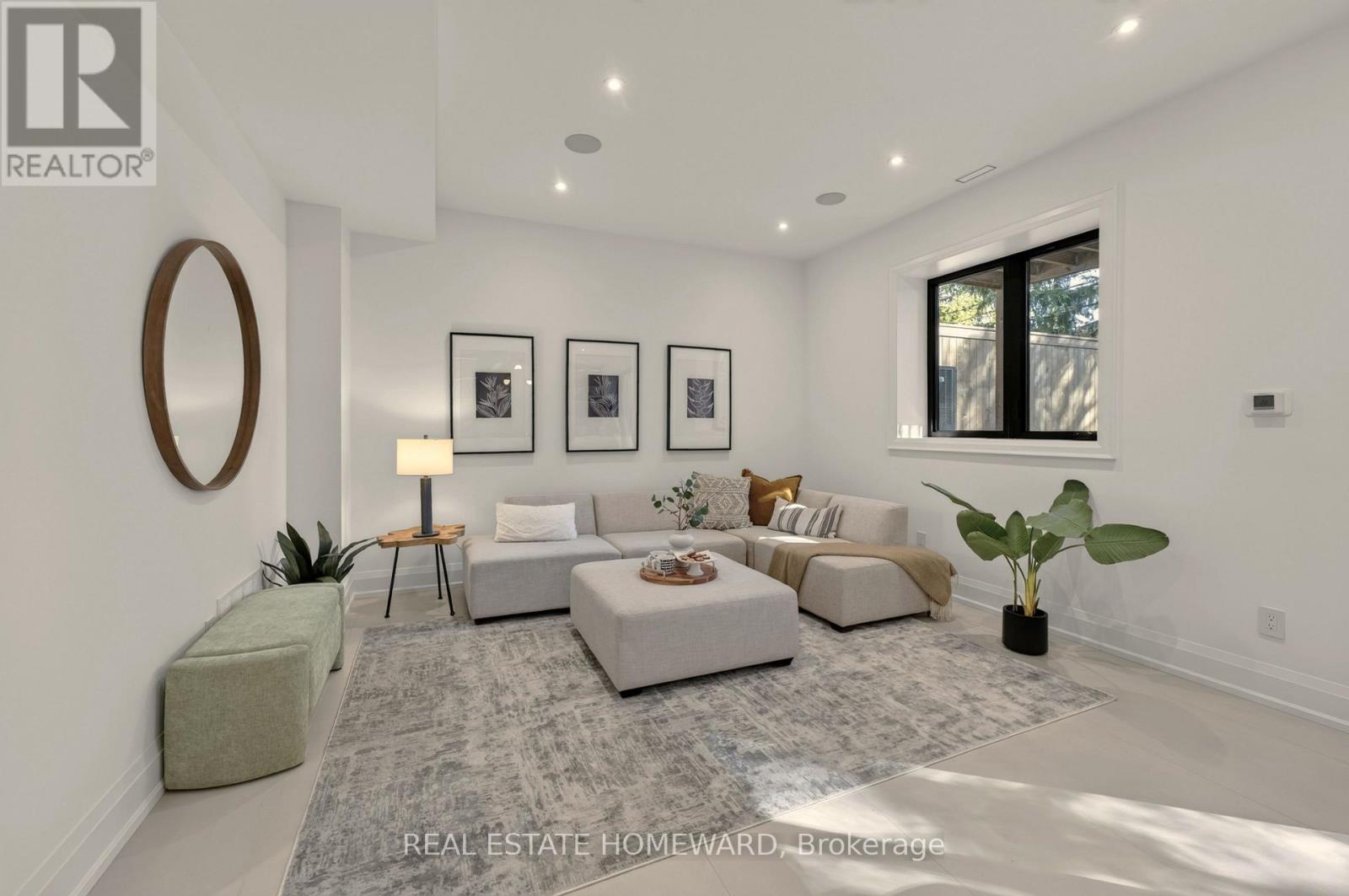333 GLENGARRY AVENUE - 36
