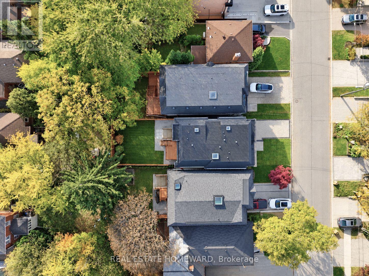 333 GLENGARRY AVENUE - 44