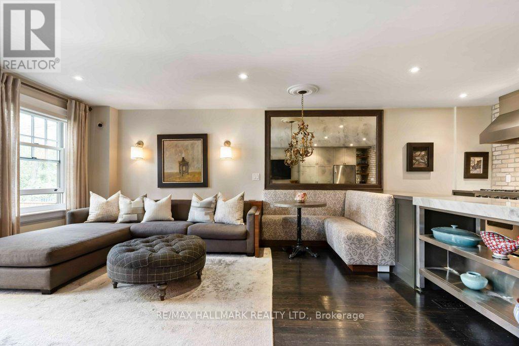 29 STANDISH AVENUE - 14