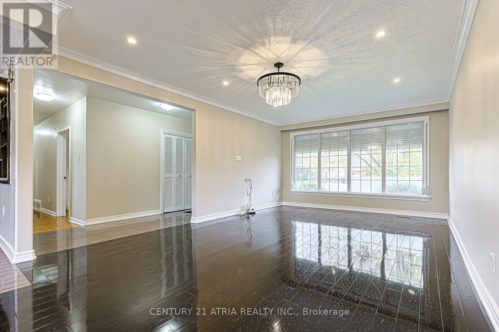 MAIN LEVEL - 17 MARLBANK ROAD, Toronto (Tam O'Shanter-Sullivan) — photo 8