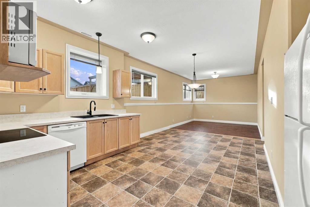 46 Mackenzie Crescent, Lacombe — photo 29