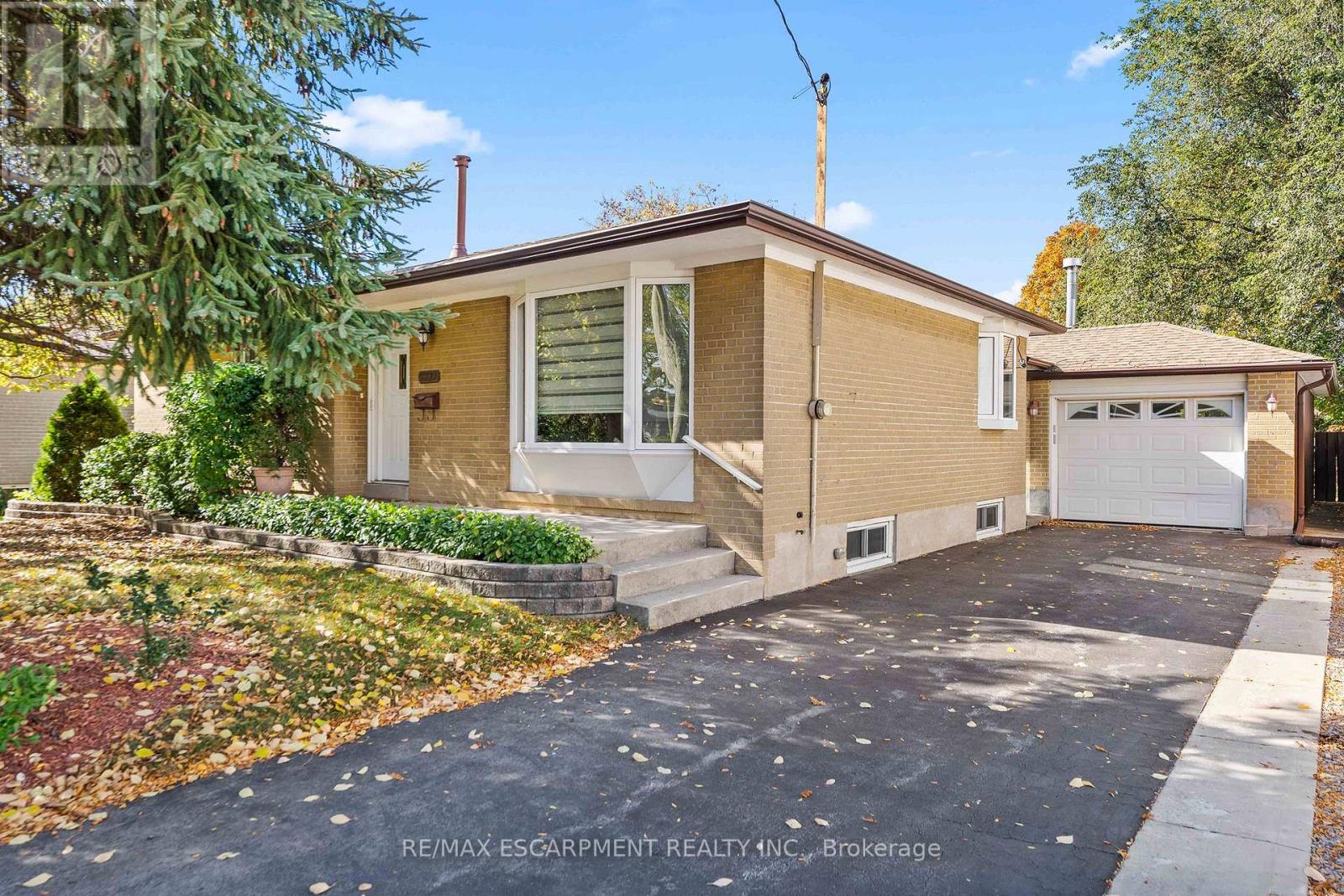 Photo of 1309 Warwick Avenue