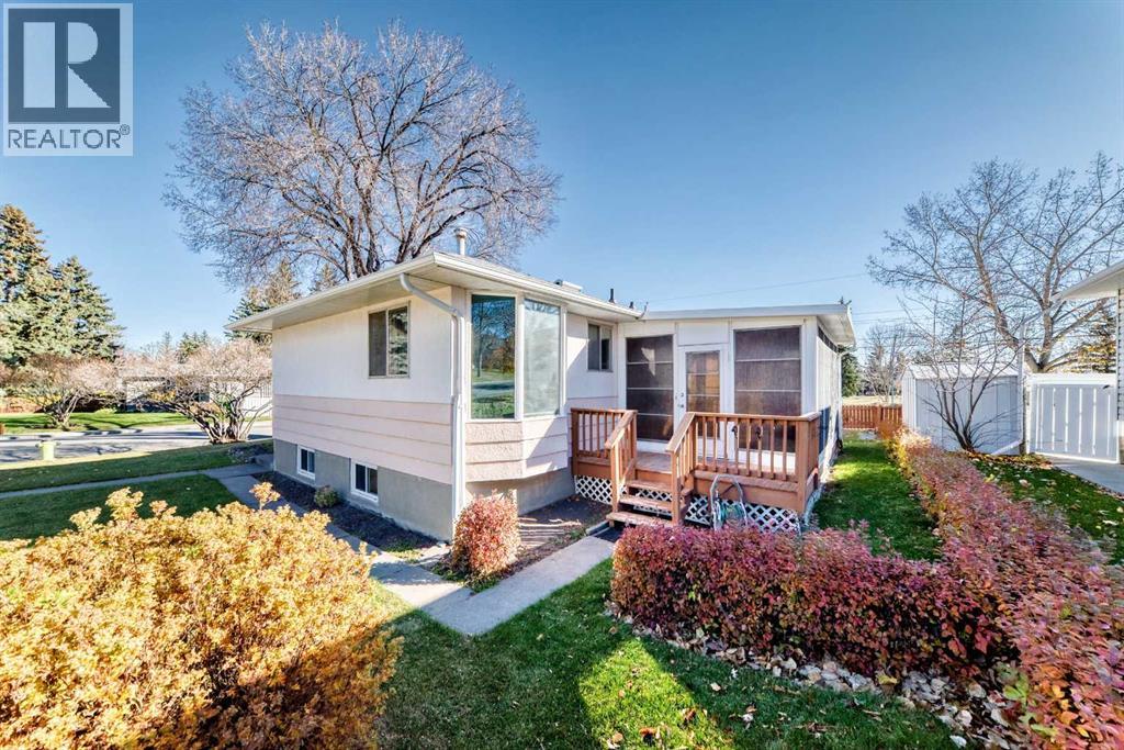 3 Croydon Road NW, Calgary