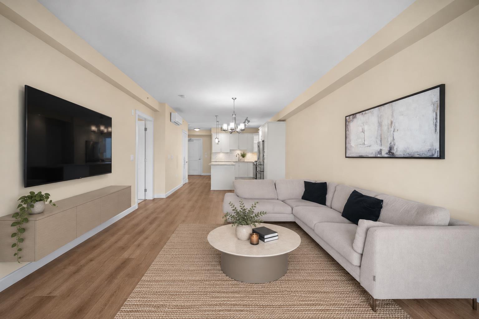 310 20367 85 AVENUE