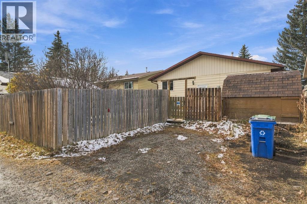 20 Glenpatrick Place, Cochrane — photo 36