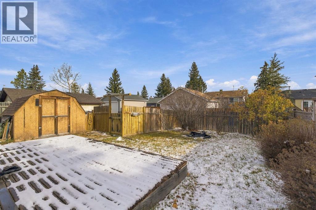 20 Glenpatrick Place, Cochrane — photo 34