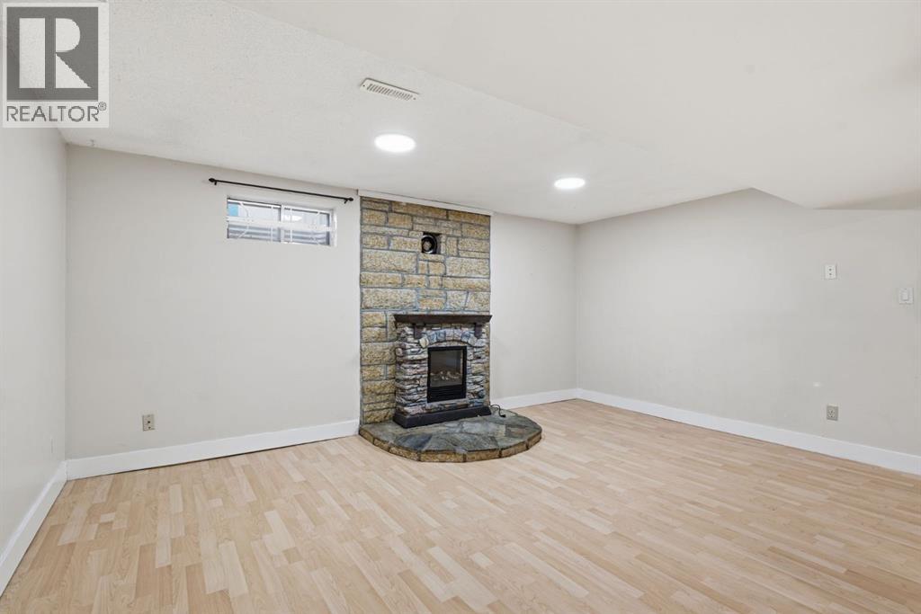 20 Glenpatrick Place, Cochrane — photo 27