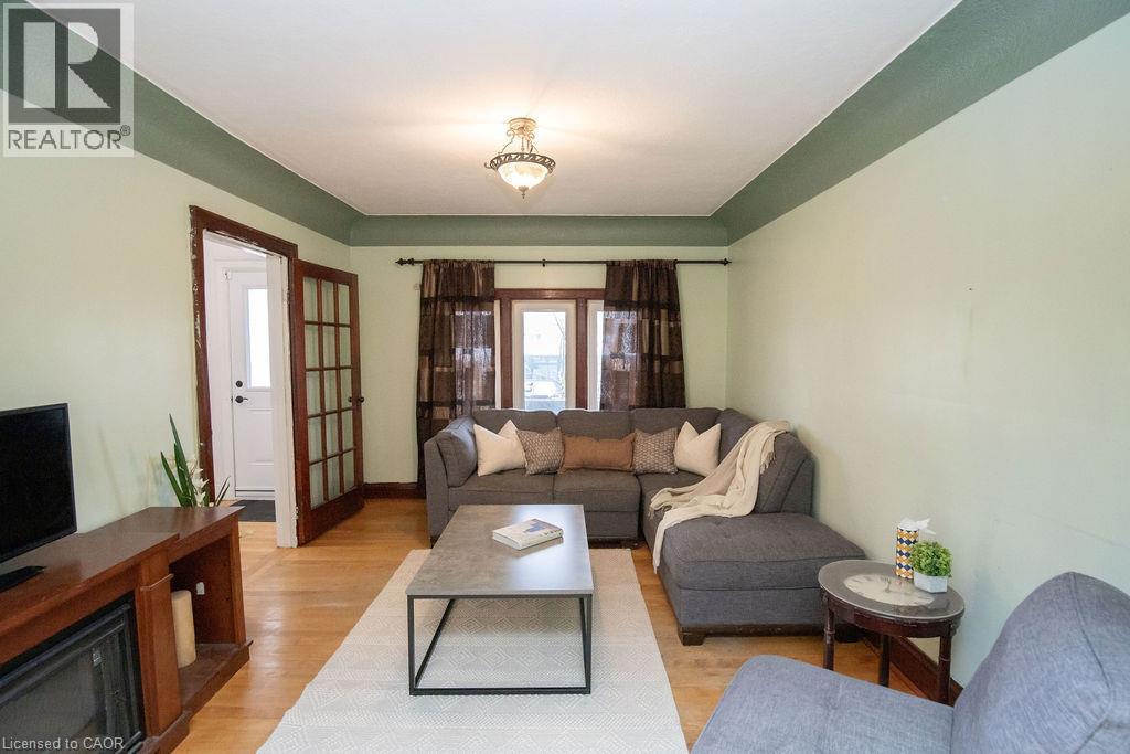 1580 BARTON Street E, Hamilton — photo 11