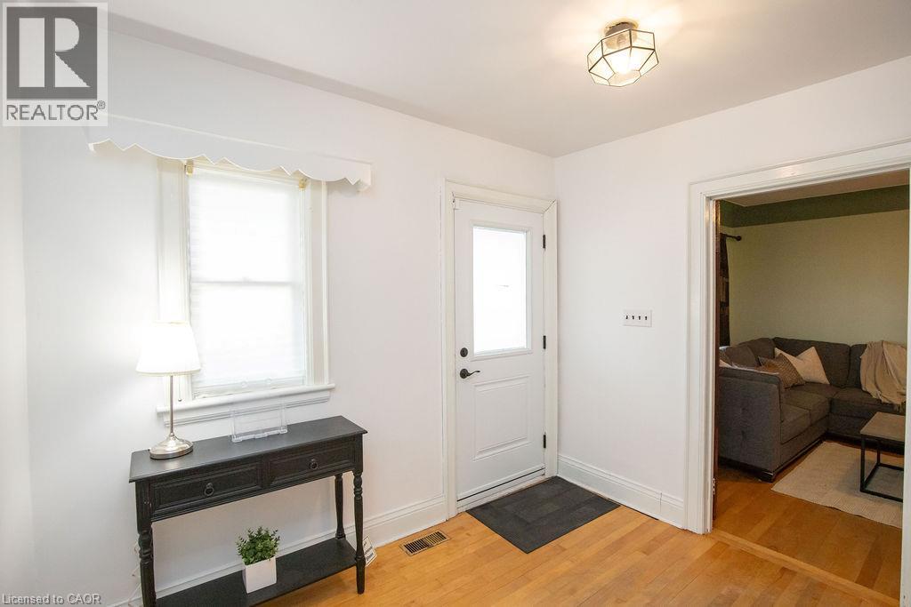 1580 BARTON Street E, Hamilton — photo 6