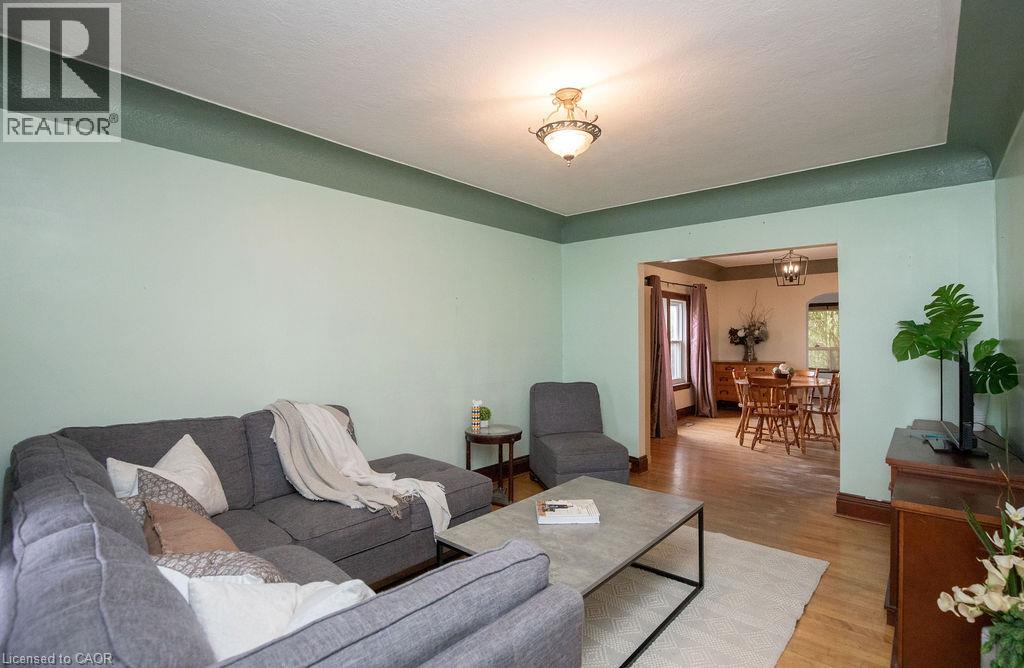 1580 BARTON Street E, Hamilton — photo 9