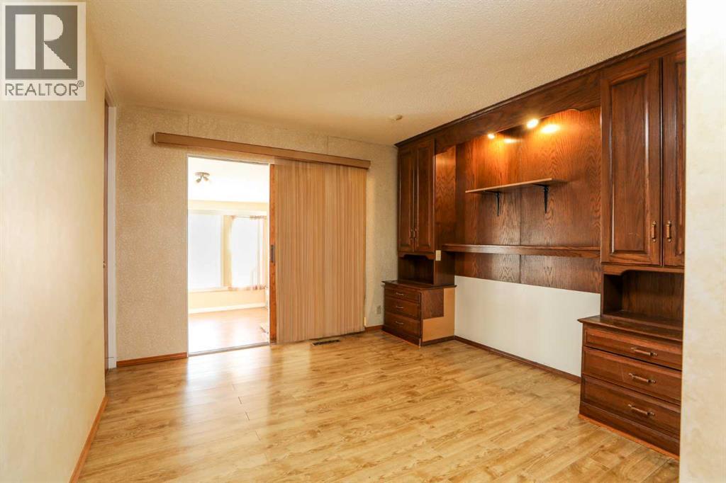 739 23 Street N, Lethbridge — photo 15