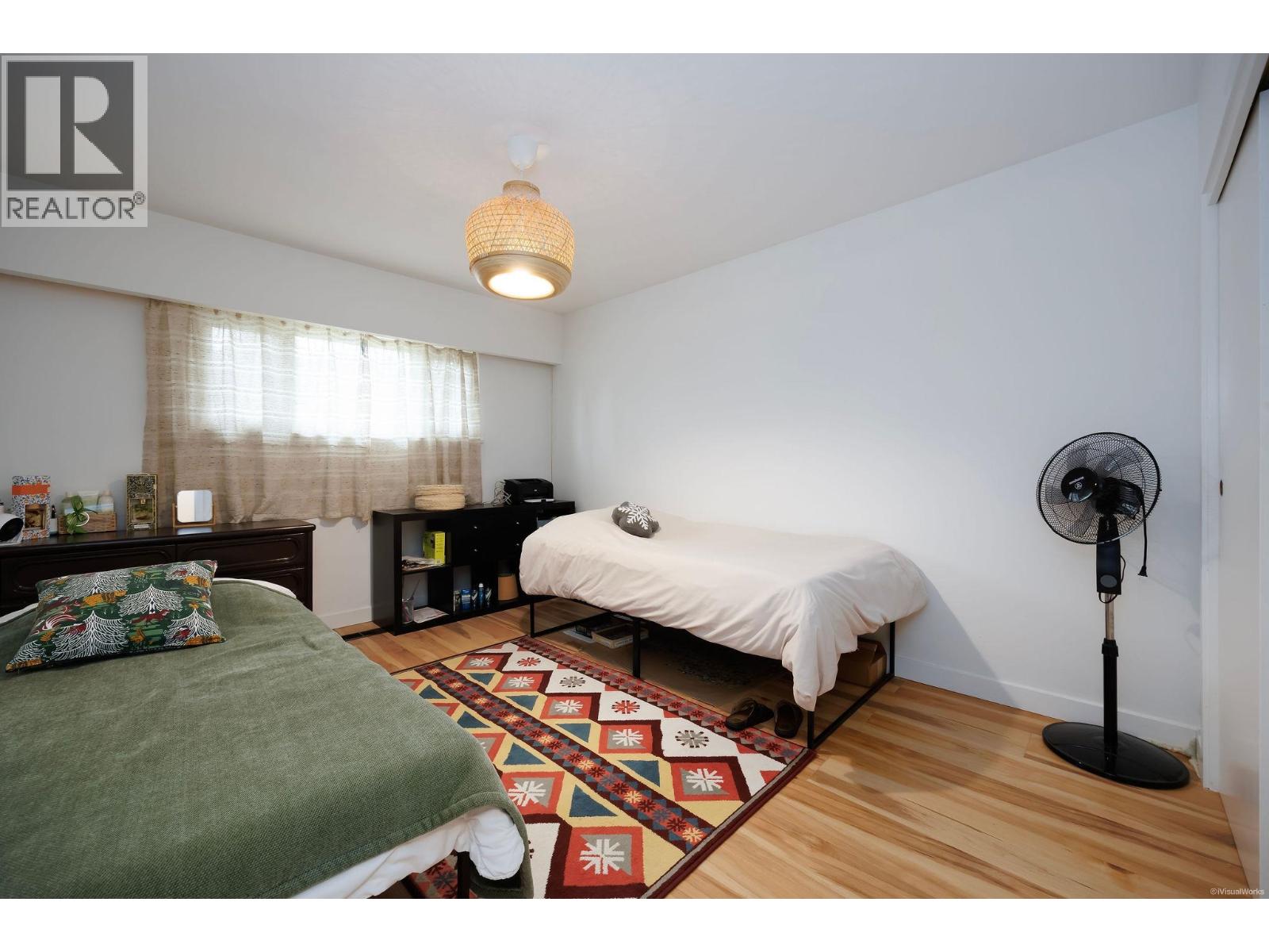 724 Accacia Avenue, Coquitlam — photo 8