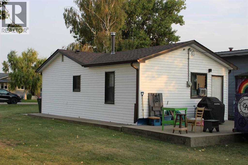 106 3rd Street, Picture Butte — photo 19