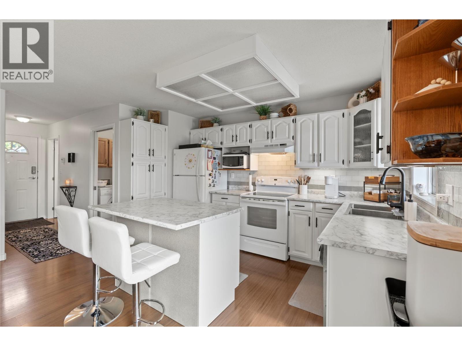4404 Pleasant Valley Road Unit# 8, Vernon - Image 1