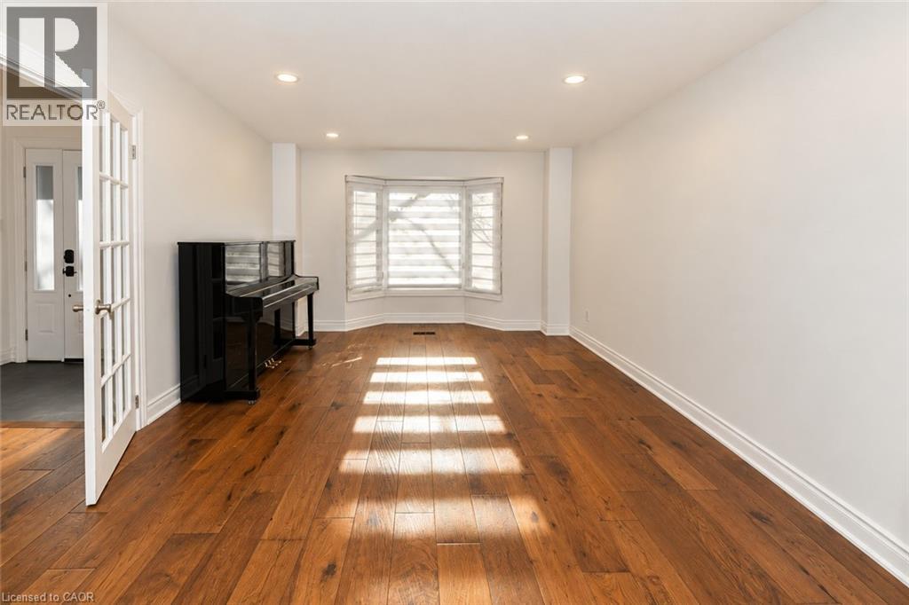 1307 SADDLER Circle, Oakville — photo 2