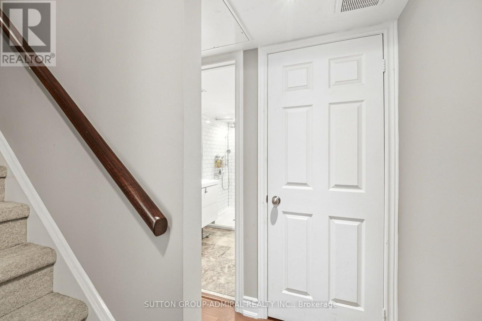 #27 89 LILLIAN STREET - 13
