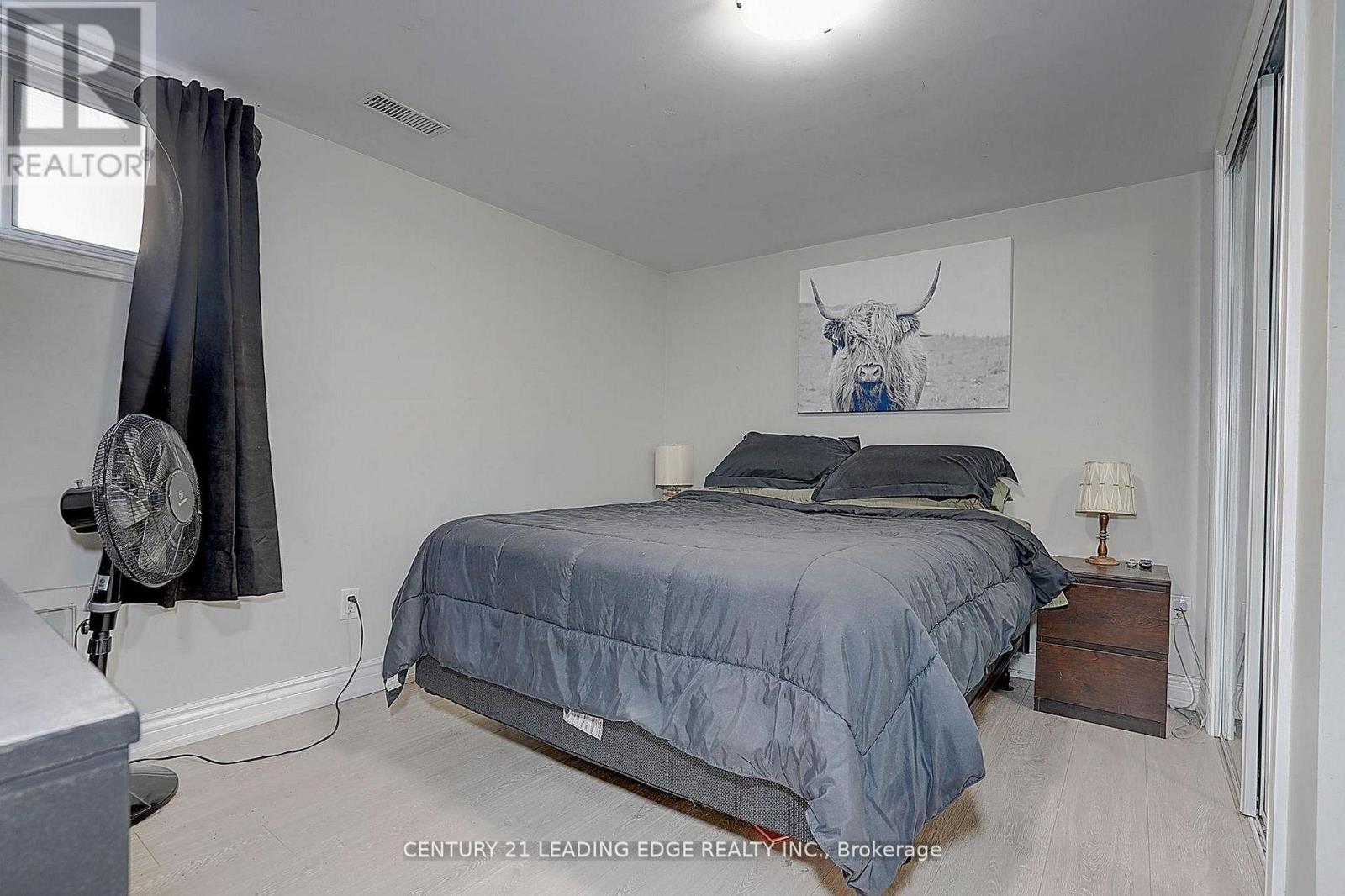 BSMT- 284 Dover Street, Oshawa, ON photo 13