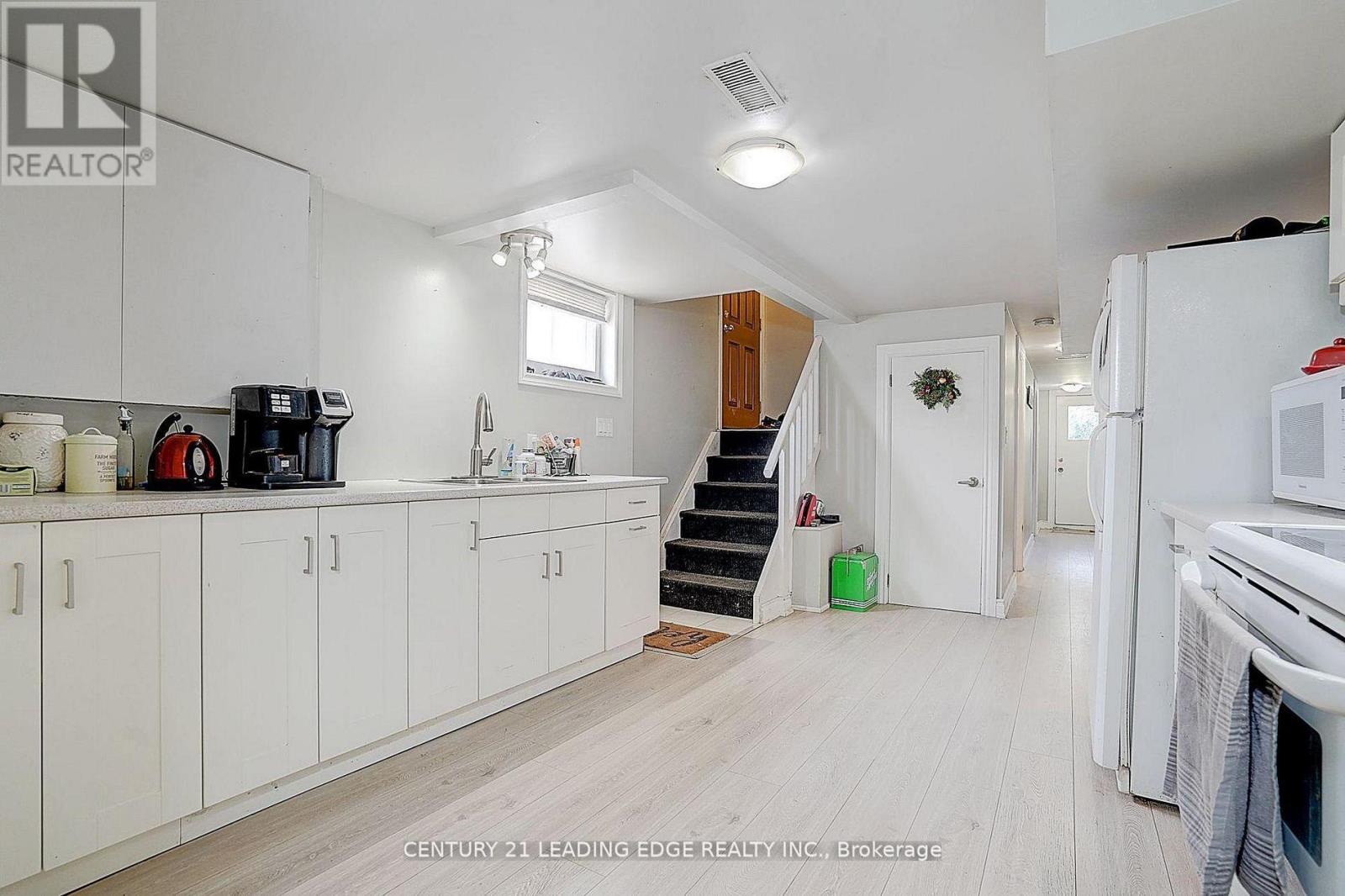 BSMT - 284 DOVER STREET, Oshawa (Eastdale) — photo 3