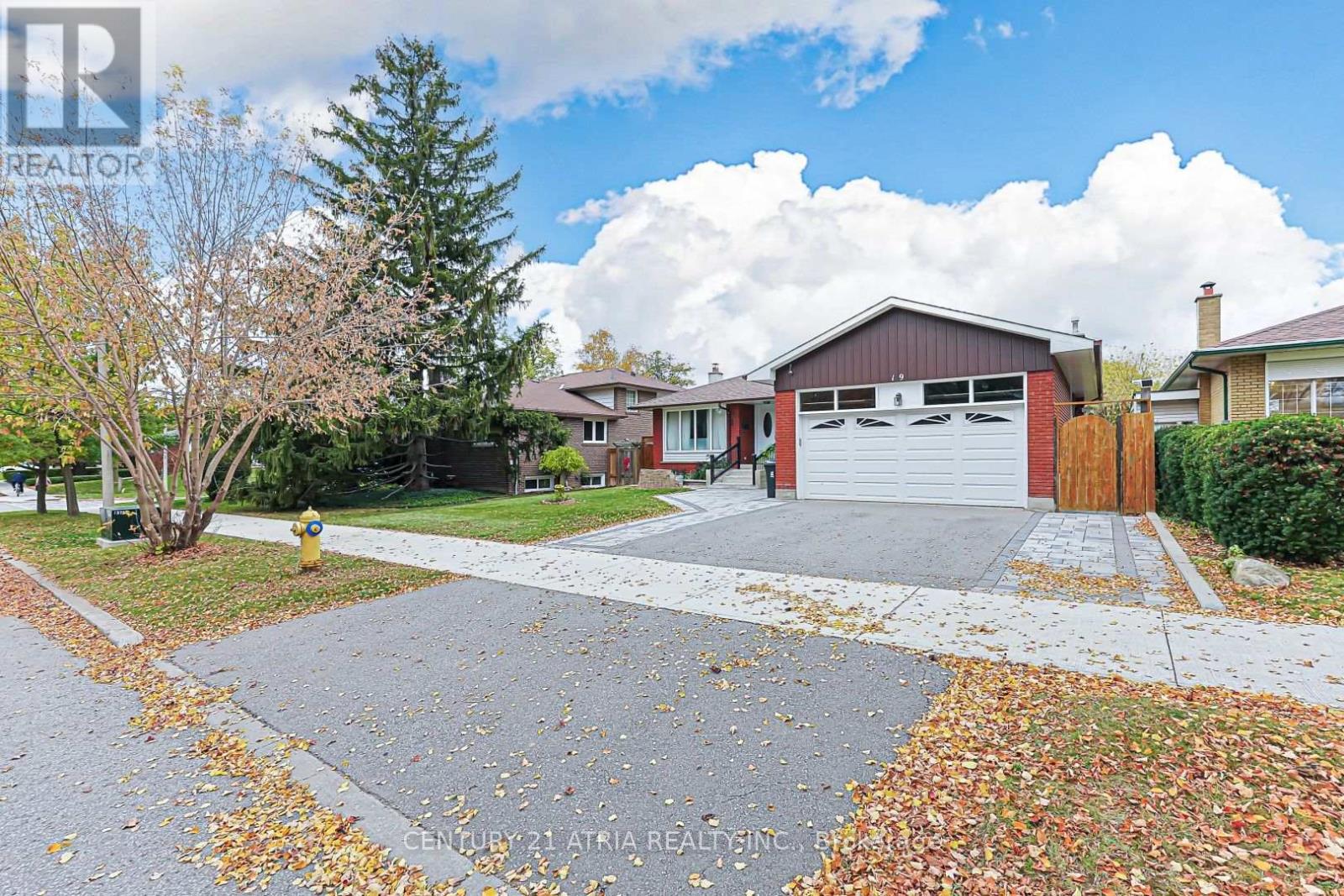 LOWER LEVEL UNIT 1 - 19 MARLBANK ROAD, Toronto (Tam O'Shanter-Sullivan) — photo 2