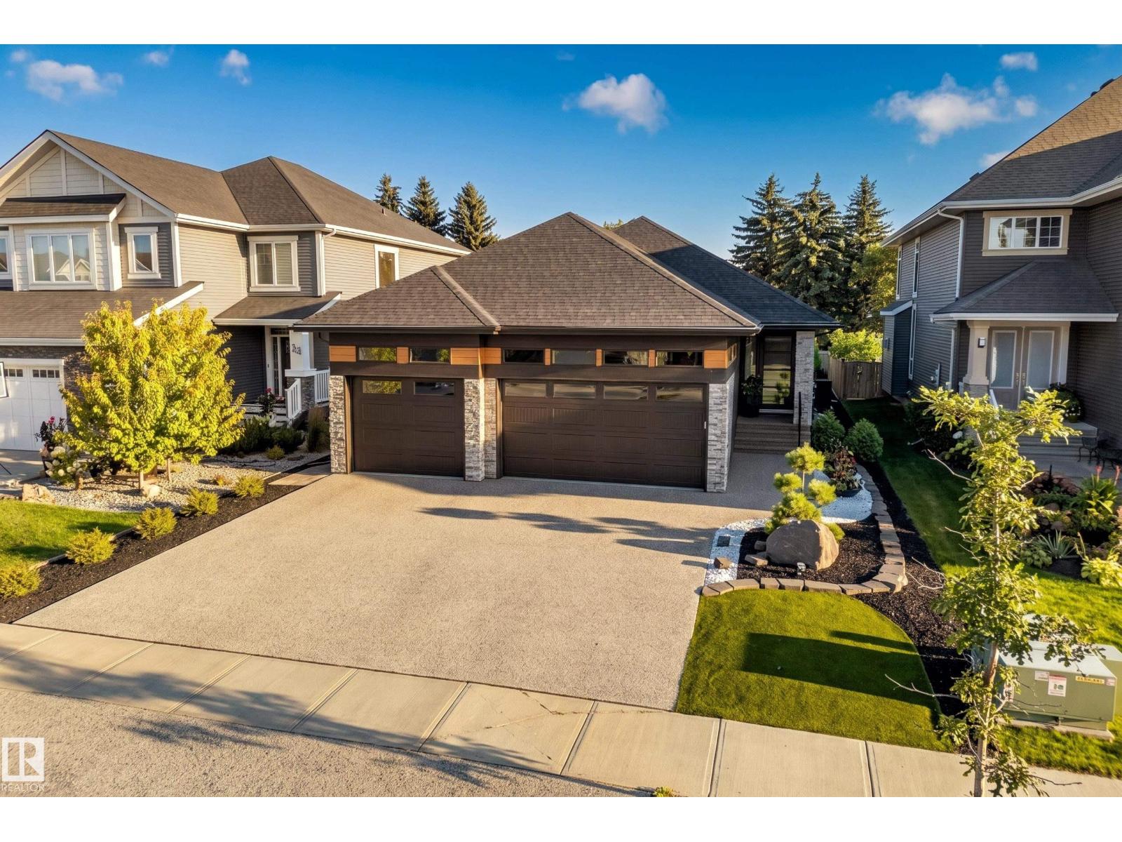 Photo of 36 ENCHANTED WAY, St. Albert