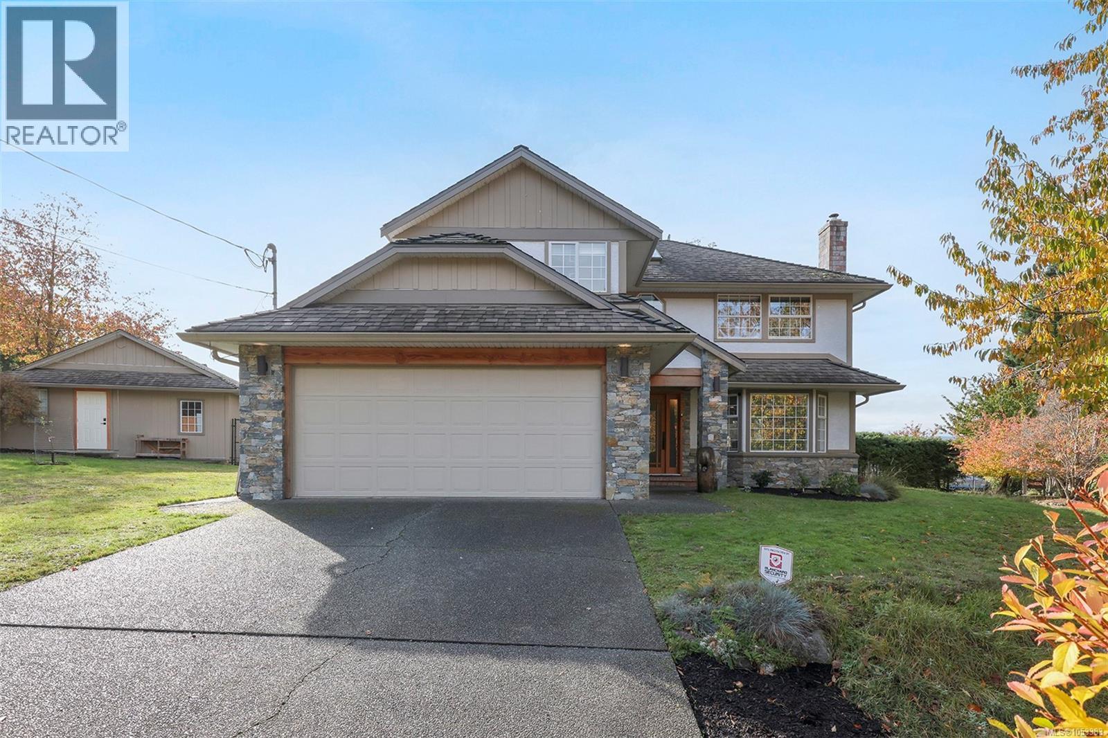 1225 Walter Gage St, Comox