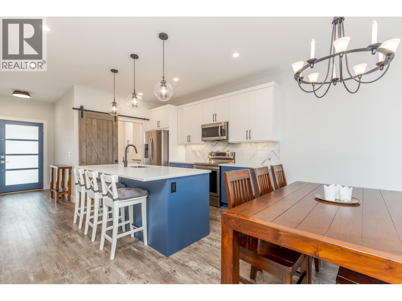 1820 Blue Bunch Court, Kelowna