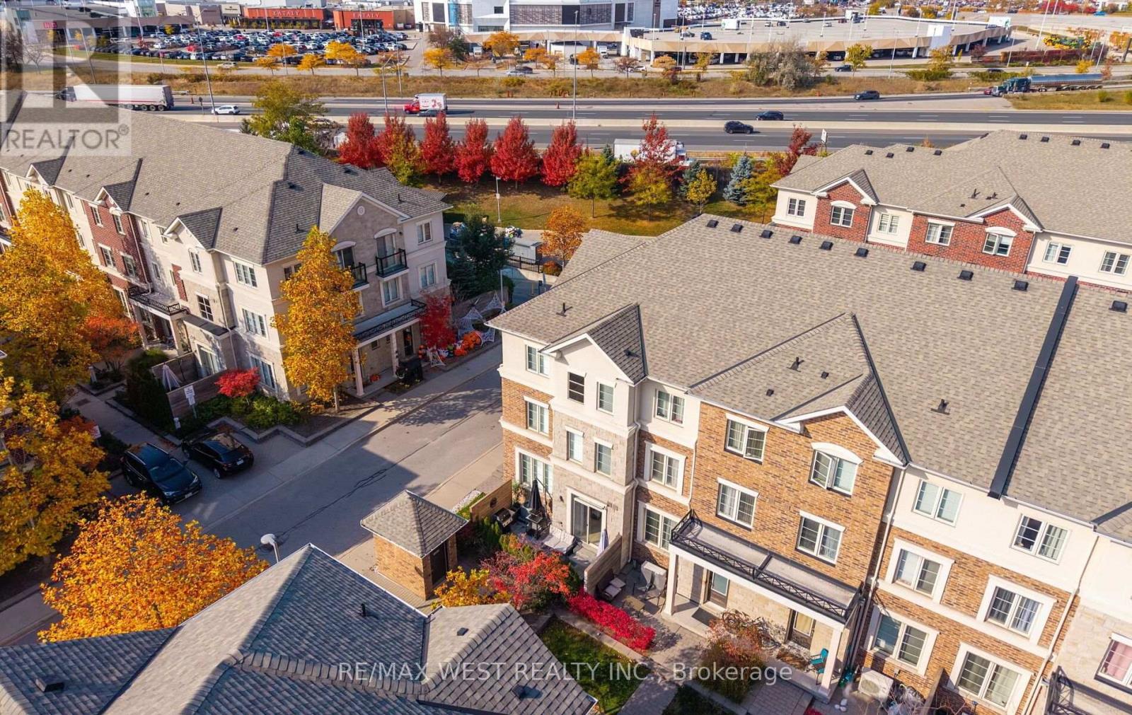#22 636 EVANS AVENUE - 41