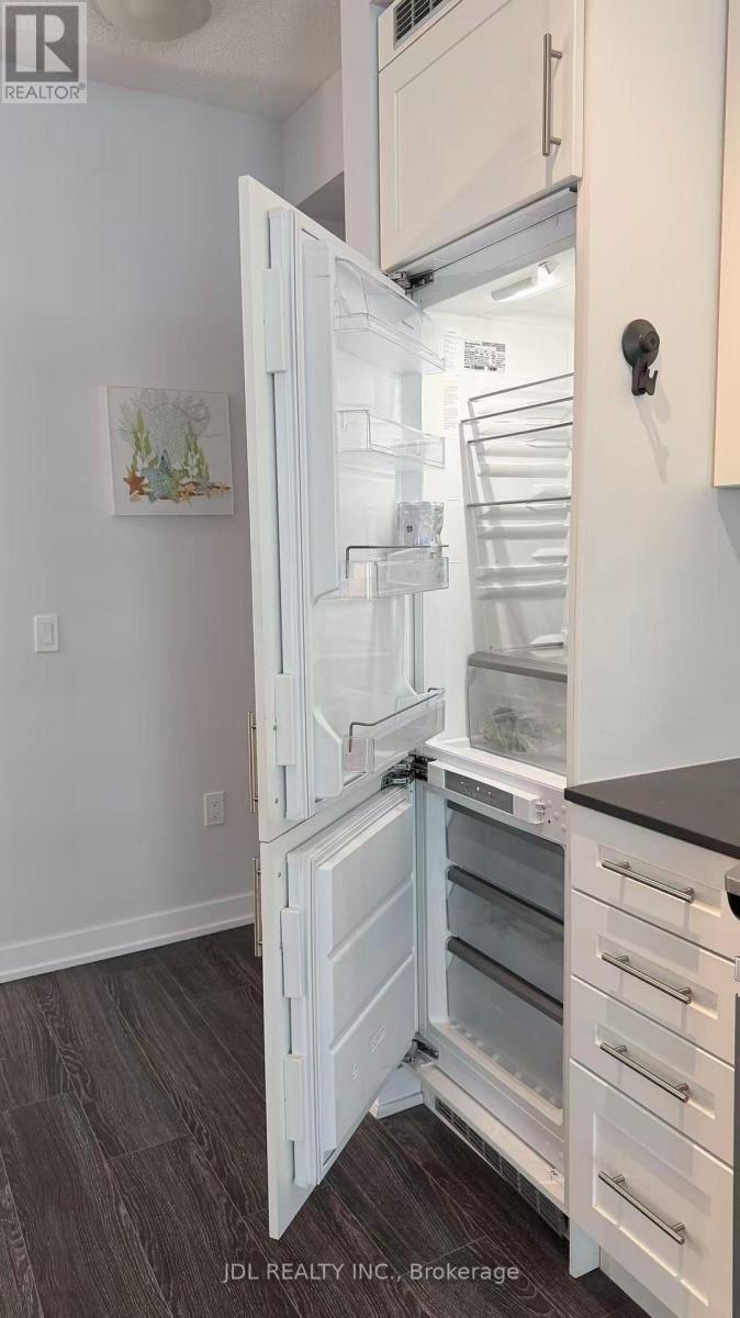 1106 - 4085 PARKSIDE VILLAGE DRIVE, Mississauga (Creditview) — photo 9