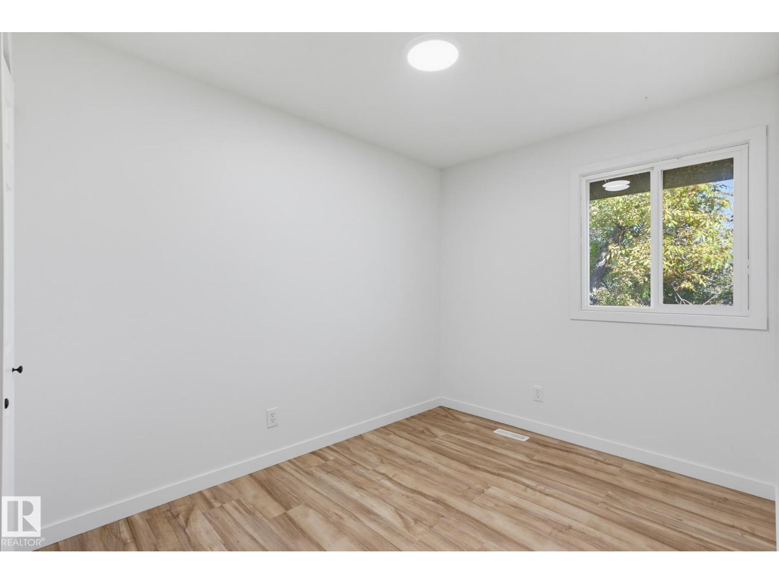 133 WOODSTOCK NW, Edmonton — photo 12