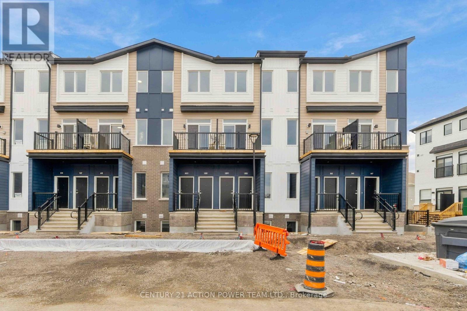 833 UTOPIA PRIVATE, Ottawa — photo 2