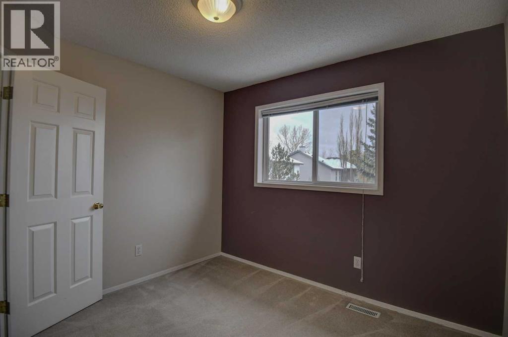 109 Bridlecreek Green SW, Calgary — photo 18
