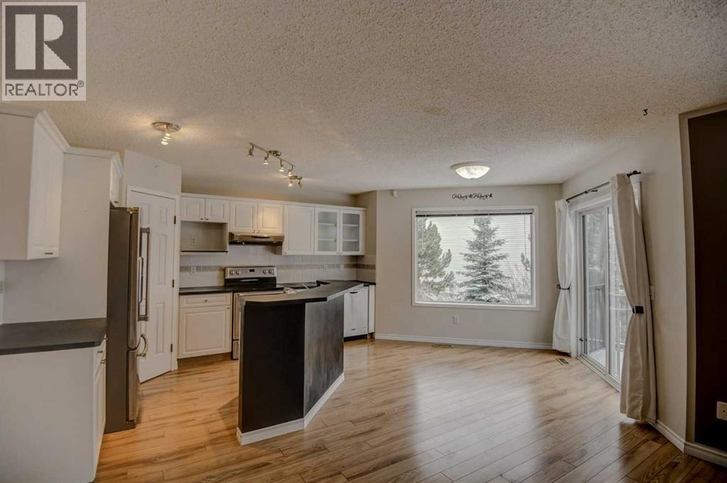 109 Bridlecreek Green SW, Calgary — photo 6