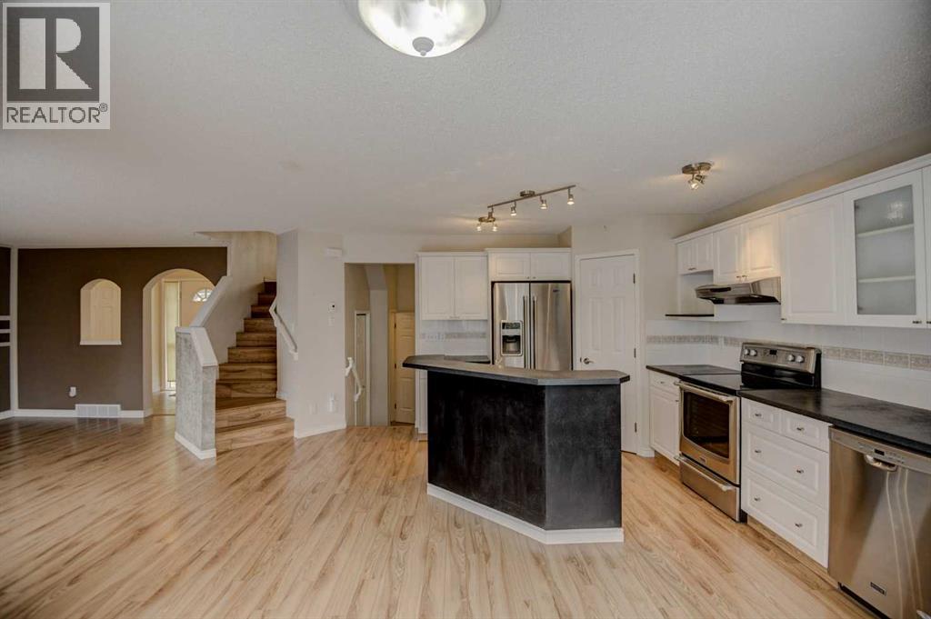 109 Bridlecreek Green SW, Calgary — photo 9