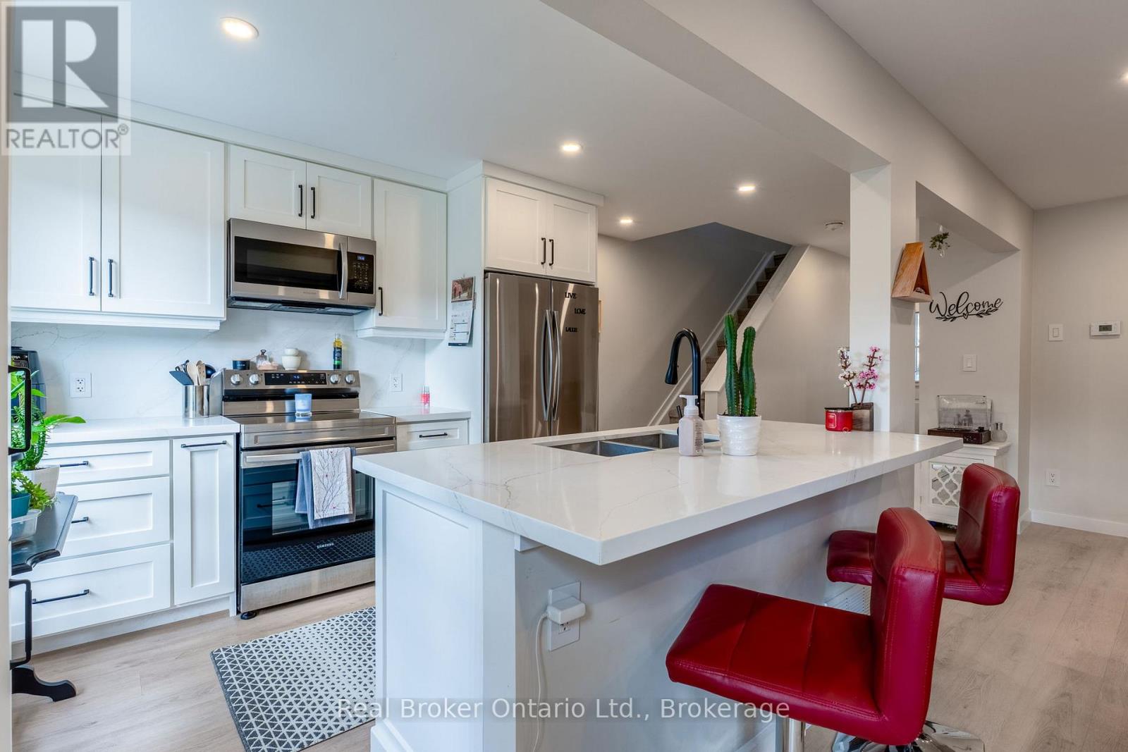 38 CHRISTIE CRESCENT, Barrie (Letitia Heights) — photo 8