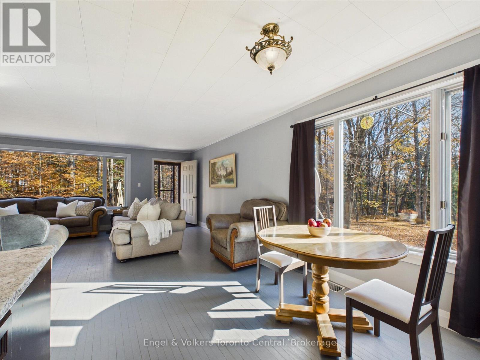 2026 PENINSULA ROAD, Muskoka Lakes (Medora) — photo 9