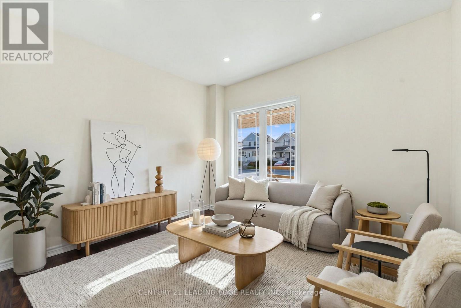 89 PARK ROAD S - 24