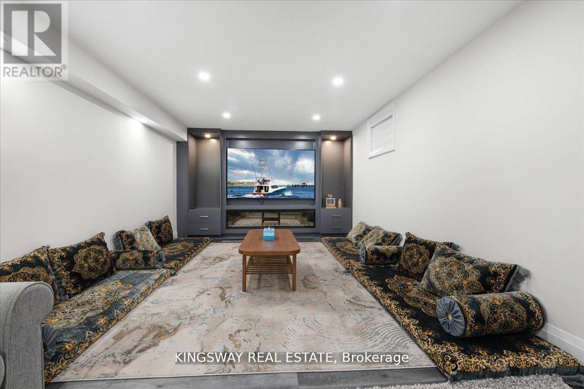 265 WYCLIFFE AVENUE - 24